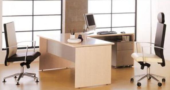 昆山辦公家具定制辦公桌未來(lái)的發(fā)展